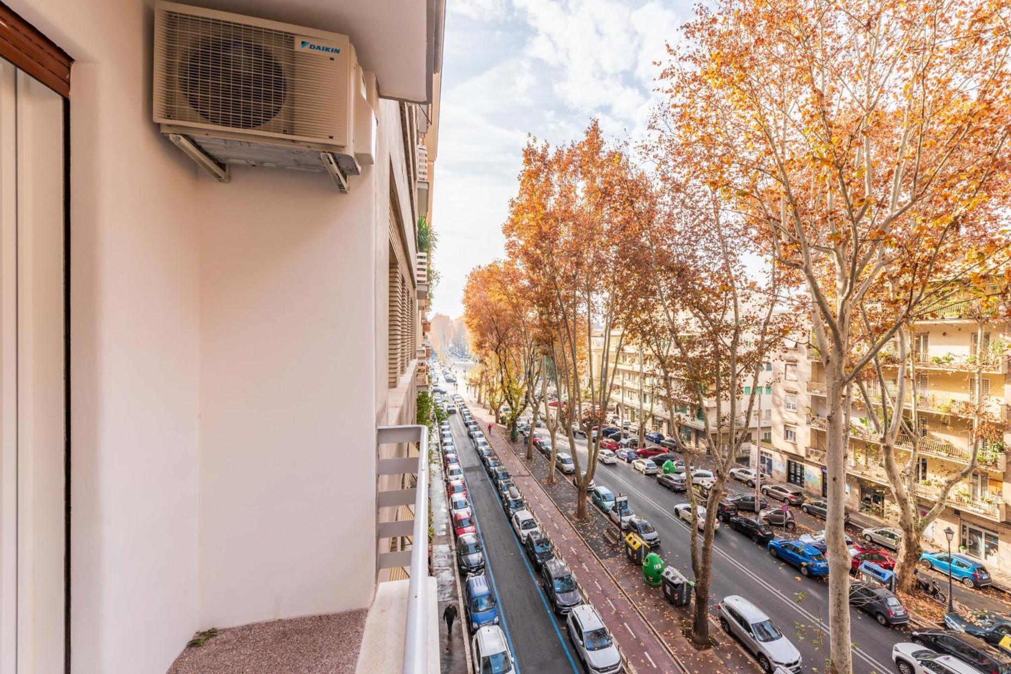 Apartment Domus Lux Angelica- Nearby Vatican